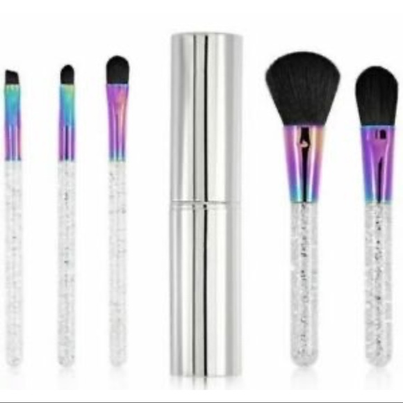 Host Pick! Macy’s 5 PC Makeup Brush Set w/ Case - Picture 2 of 2